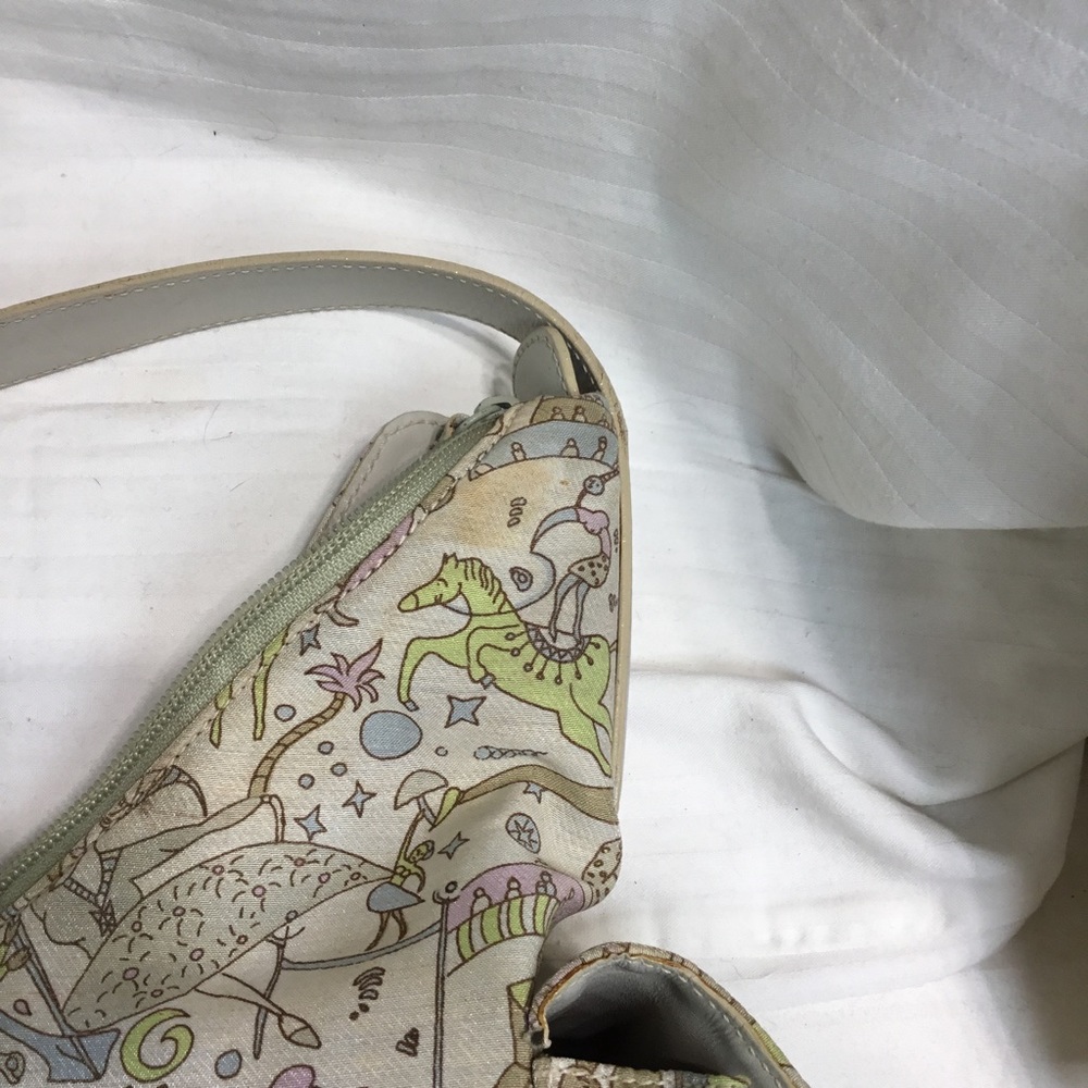 Piero Guidi shoulder purse, lightweight fabric, telephone pocket, 12x10x4.5” - Picture 8 of 9